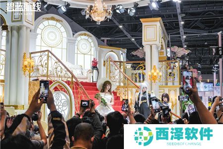 《碧蓝航线》闪耀2024 COMICUP30 国庆黄金周线下漫展狂欢**结束