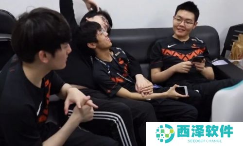 Faker直播复盘世界赛，369成最大倒霉蛋，过往言论引不满，运营背大锅